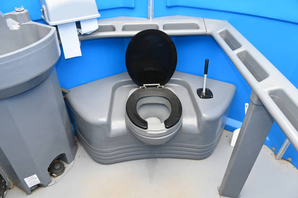 Best Luxury portable toilet rental  in Faison, NC